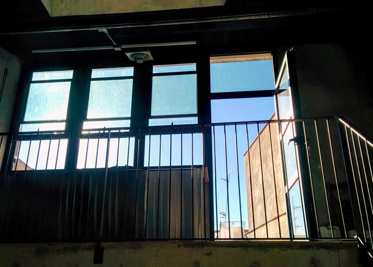 Increible Loft De Diseno En Casco Antiguo Amposta Apartman Kültér fotó